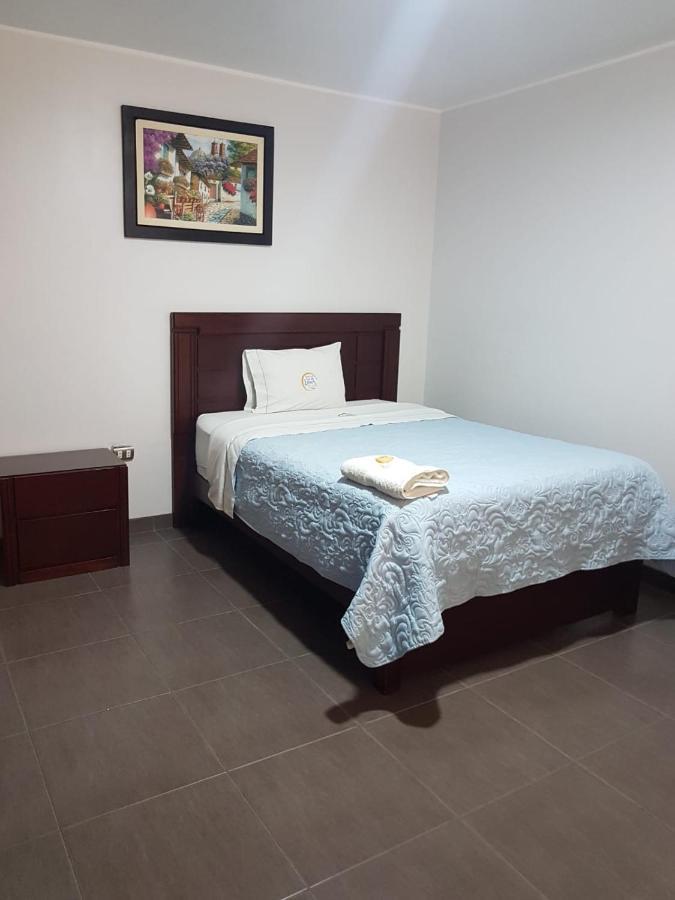 Hostal Luz De Luna Atico 外观 照片